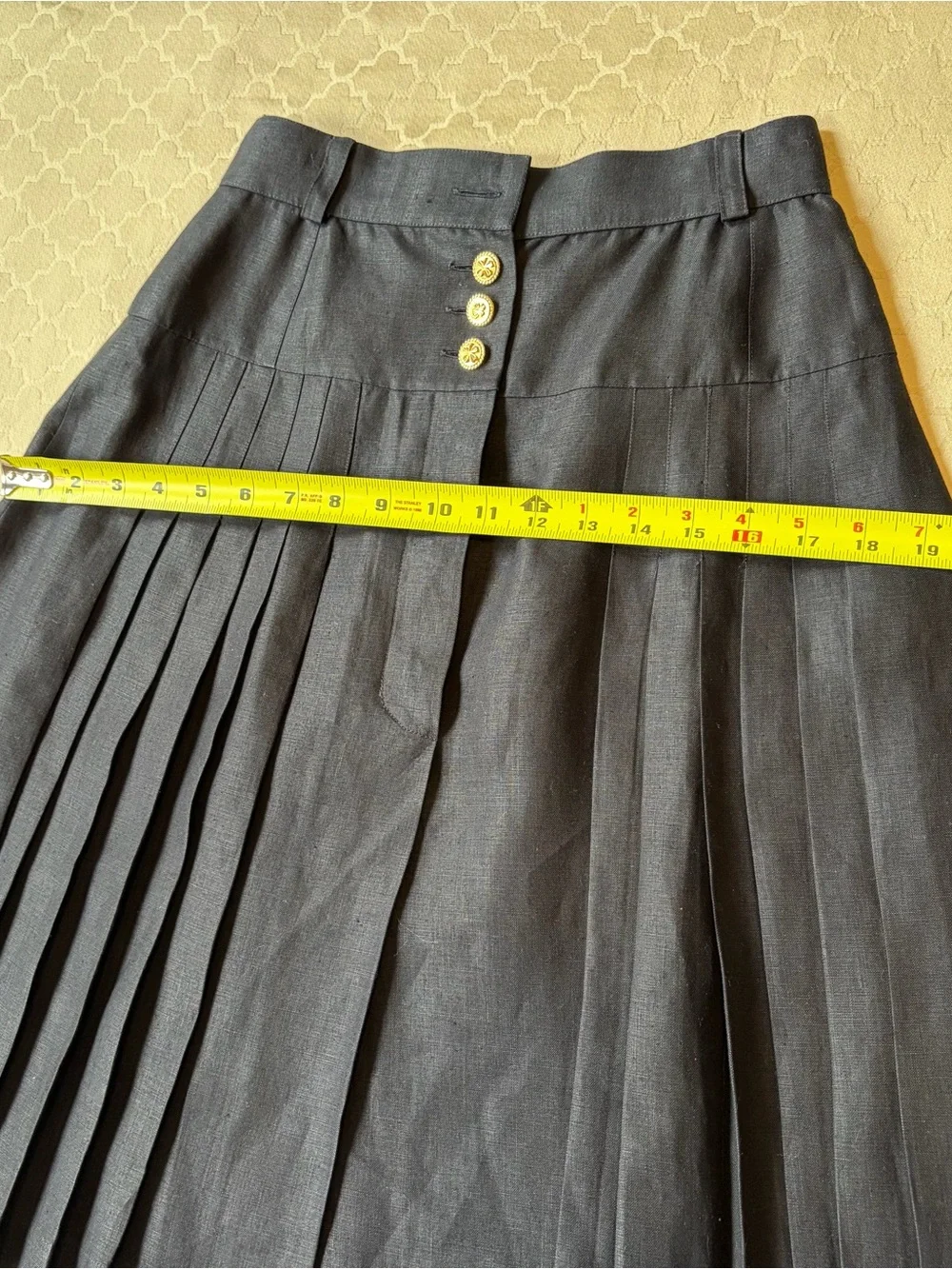 Chanel 1980s Vintage 100% Linen Pleated Midi Skirt 25” XS